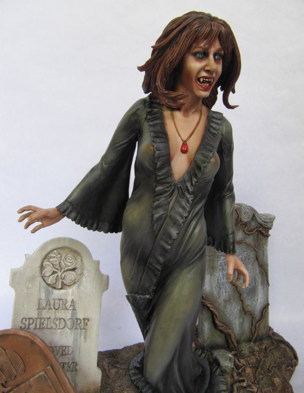 Diorama Ingrid Pitt 1/6.