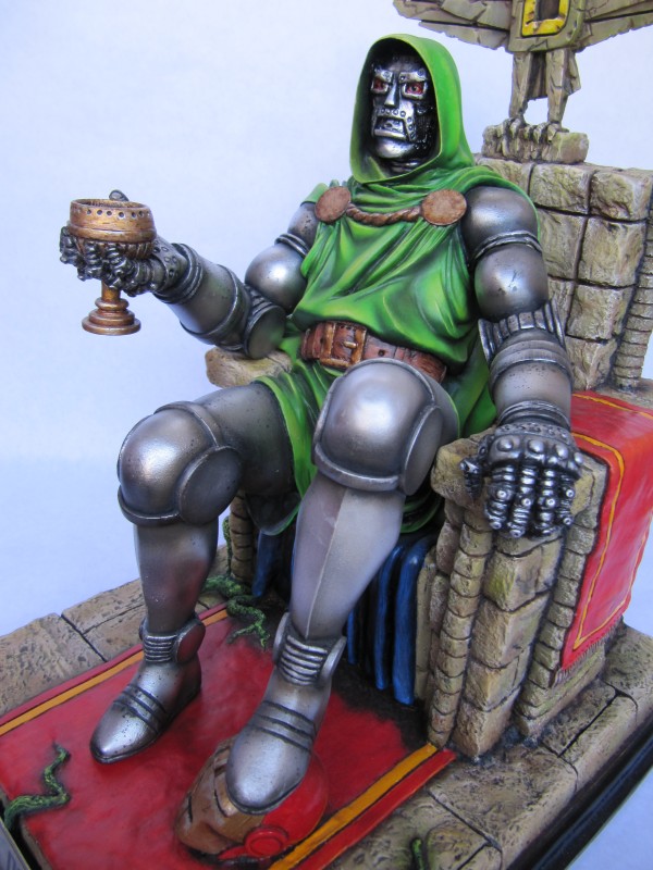 Dr Doom on throne 1/6.