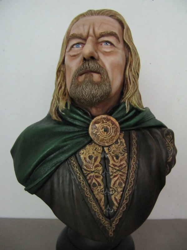 Buste Théoden.