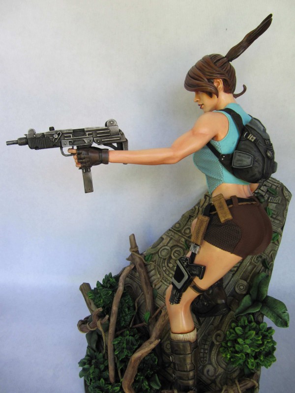 lara croft pf