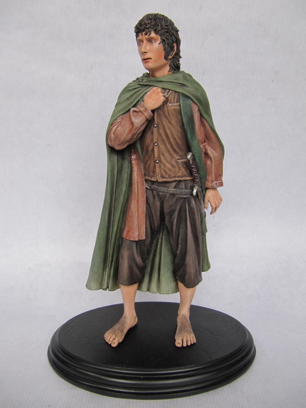 frodo baggins statue.