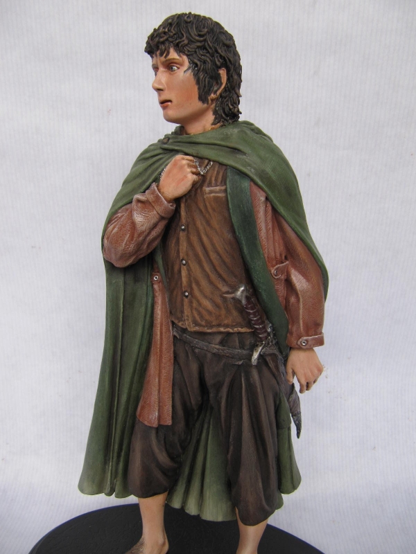 frodo baggins statue.