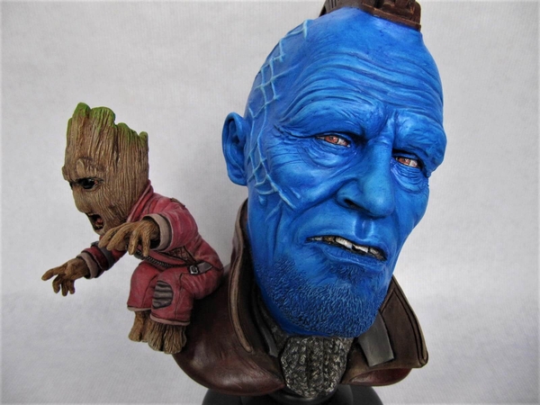 Yondu et Baby Groot