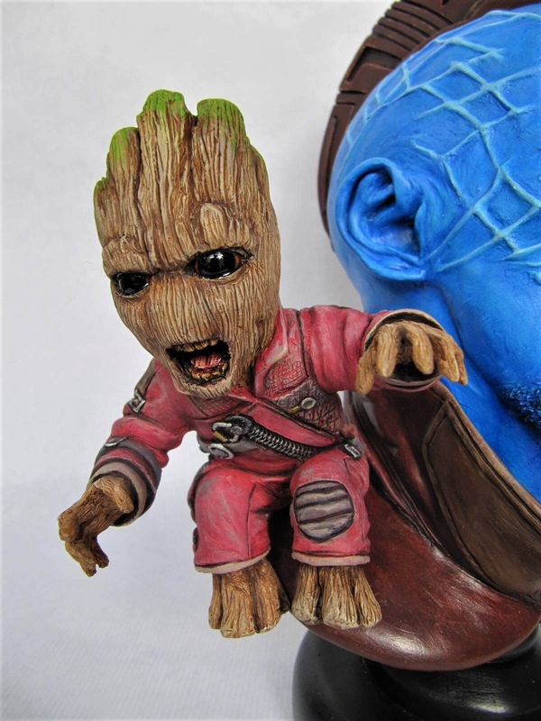 Yondu et Baby Groot