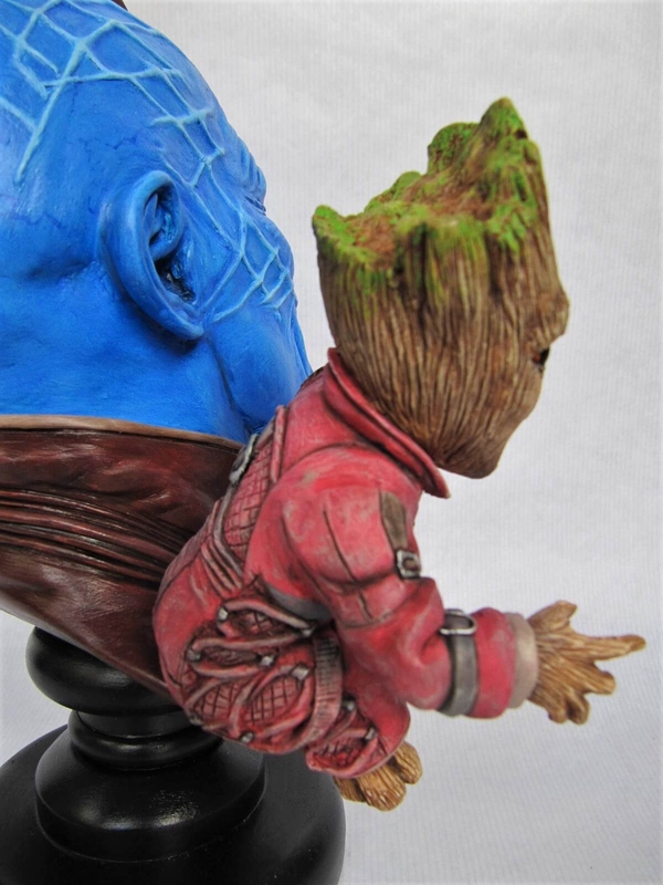 Yondu et Baby Groot