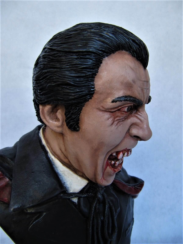 Dracula Lee