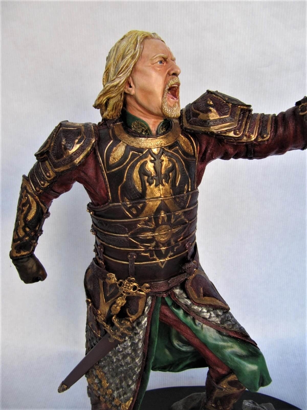 theoden statue