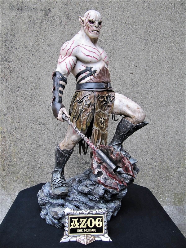 Azog 1/4.