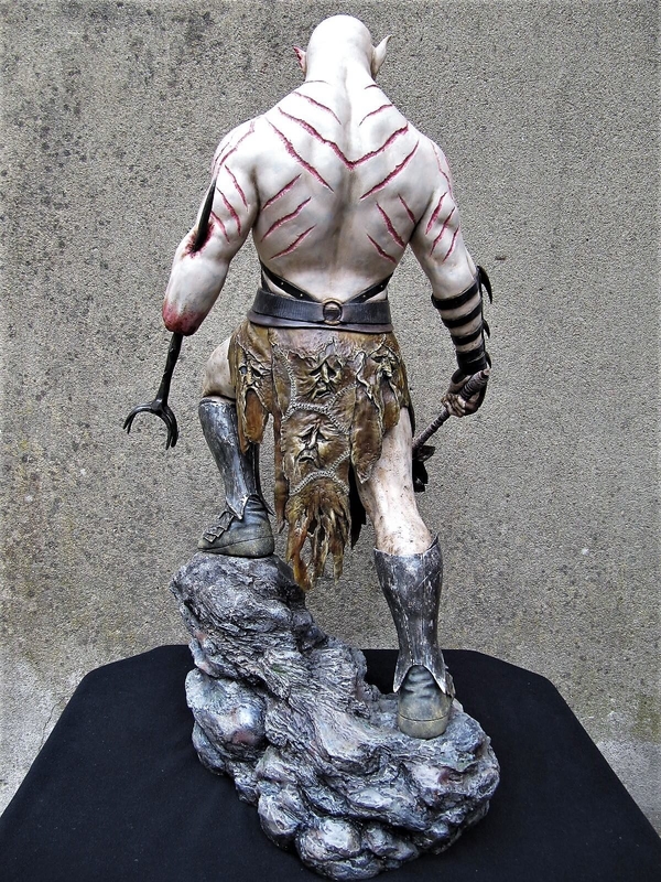 Azog 1/4.