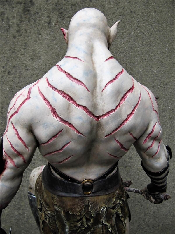 Azog 1/4.