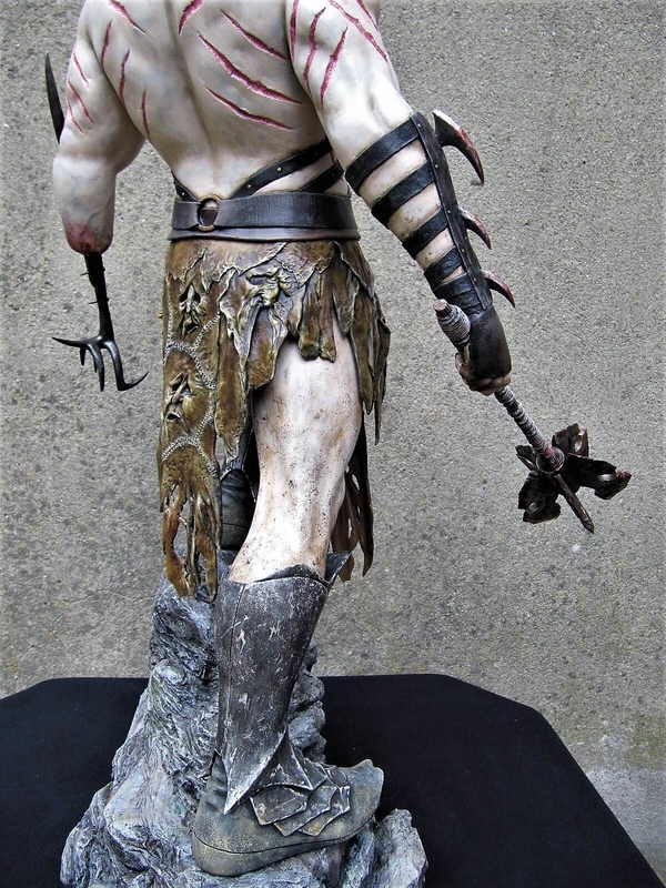 Azog 1/4.