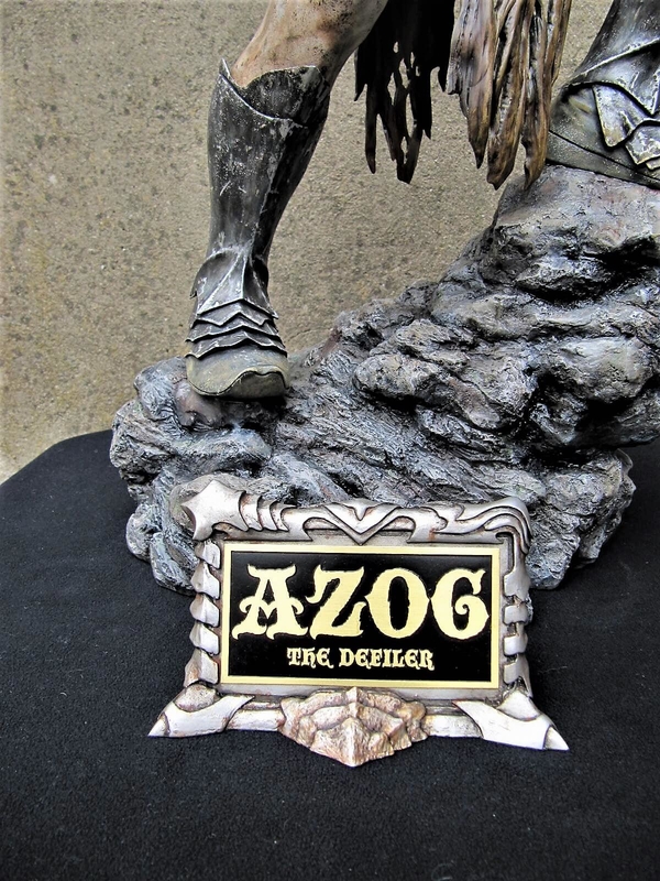 Azog 1/4.