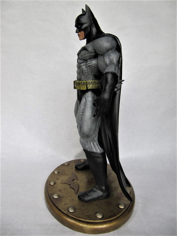 Batman Enough 1/6.