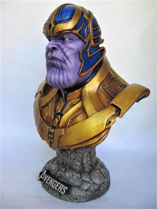 Buste Thanos