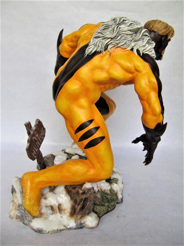 Sabretooth 1/6.