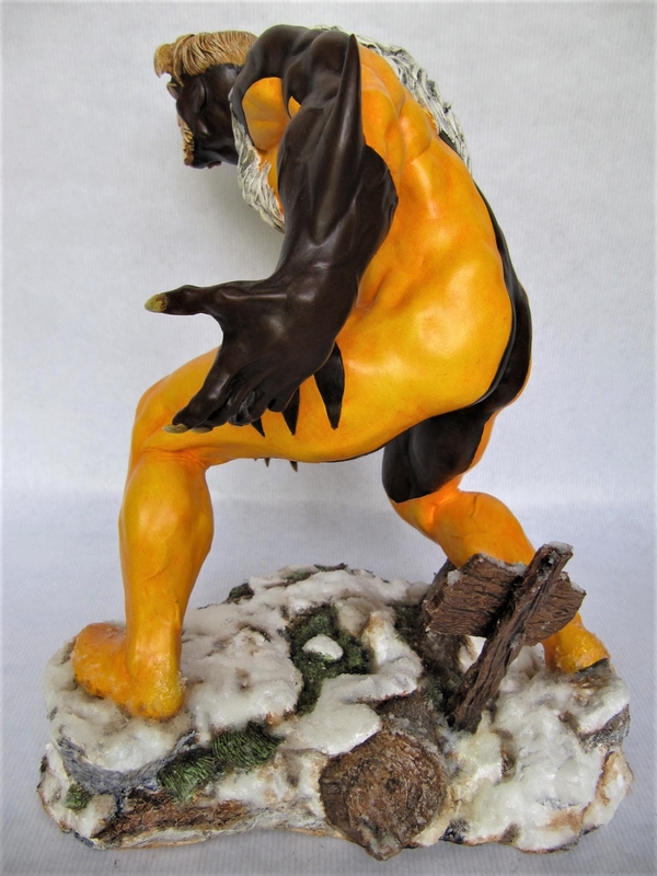 Sabretooth 1/6.