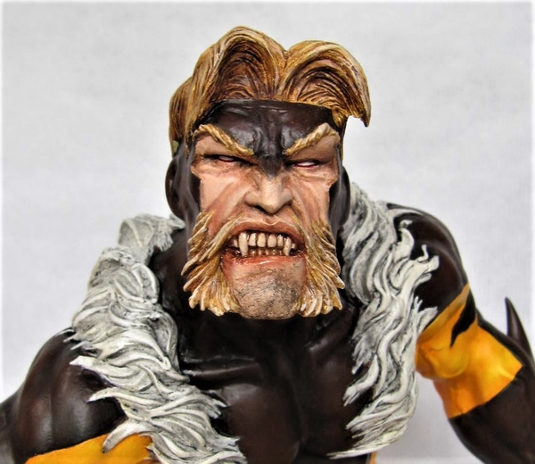 Sabretooth 1/6.