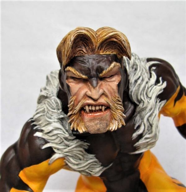 Sabretooth 1/6.