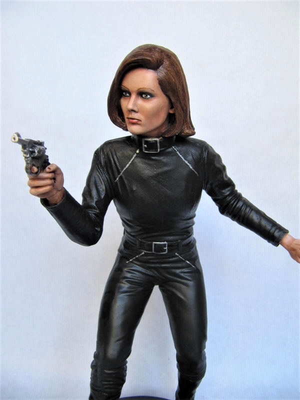 Emma Peel 1/6.