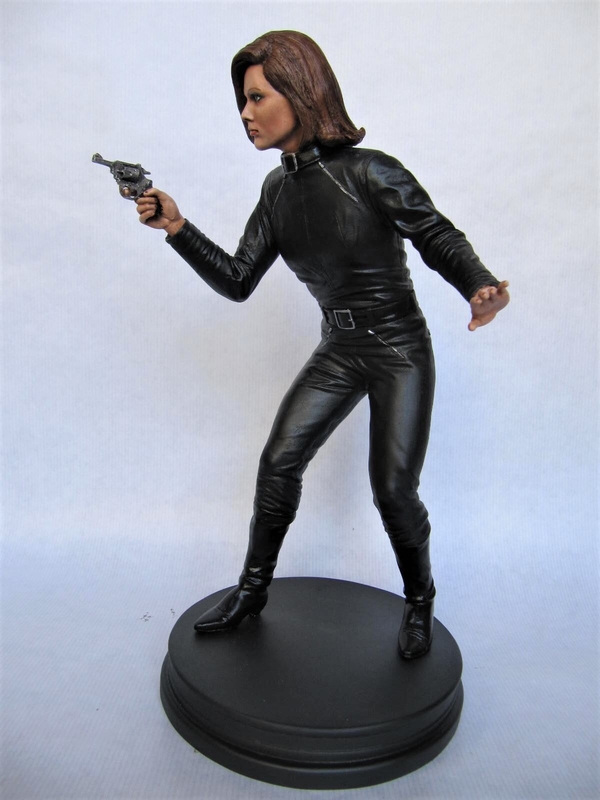 Emma Peel 1/6.