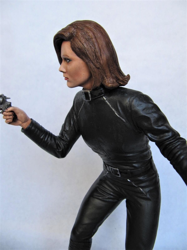 Emma Peel 1/6.