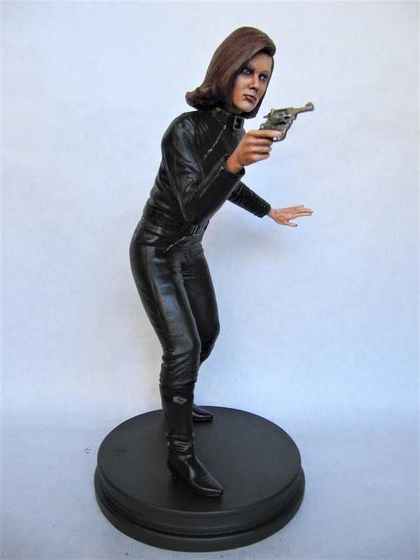 Emma Peel 1/6.