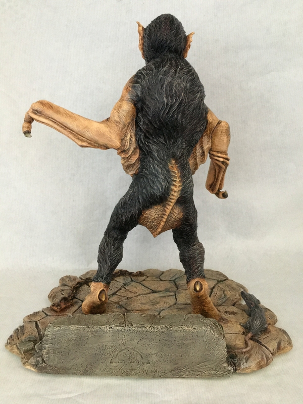 Dracula Bat 1/6.